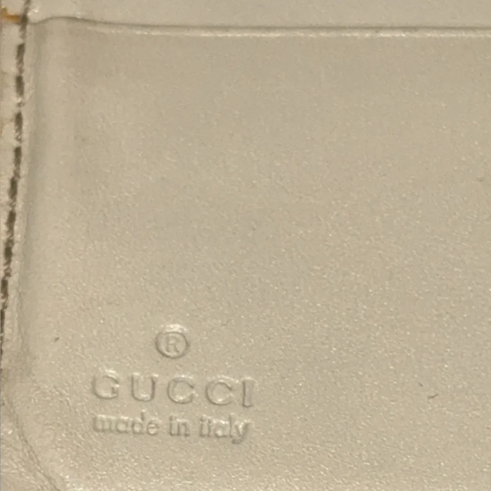 Gucci GG Signature Leather Bifold Wallet AUTHENTIC